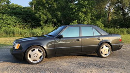 1993_mercedes-benz_500e_15942313112be8094007e338f5IMG_2678a.jpg