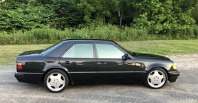 1993_mercedes-benz_500e_15942314057e338f5IMG_2678t.jpg