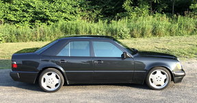 1993_mercedes-benz_500e_15942312768094007e338f5IMG_2675.jpg