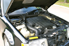 1994_Mercedes_Benz_E500_For_Sale_Engine.jpg