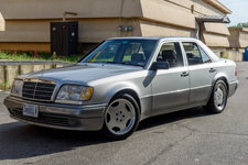 1994_mercedes-benz_500e_mercedes-benz_500e_renntech_6-0l_159849137500a8931a4001-exterior-scaled.jpg