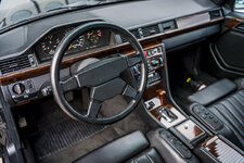 D689929-AMG-300-E-60-The-Hammer-1988.jpg
