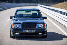 D690465-AMG-300-E-60-The-Hammer-1988.jpg
