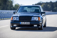 D690470-AMG-300-E-60-The-Hammer-1988.jpg
