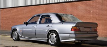 Screenshot_2020-10-06 Used 1990 Grey Mercedes-Benz E Class for sale.jpg