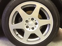 E430 lugs2.JPG
