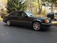 Mercedes Benz 500E.JPG