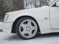 E60_011.jpg