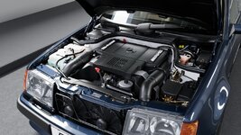 Mercedes-Benz AMG 6.0 007.jpg