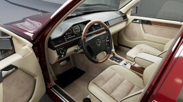 Mercedes-Benz 500E 015.jpg