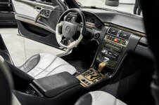 Mercedes-E60-BAT-pics-interior-25-of-49-75026-scaled.jpeg