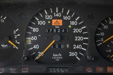 1992-Mercedes-Benz-500E-WDB1240361B872073-022-98640-scaled.jpg