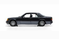 1992-Mercedes-Benz-500E-WDB1240361B872073-Studio-015-98177-scaled.jpg