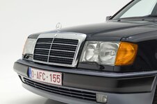 1992-Mercedes-Benz-500E-WDB1240361B872073-Studio-027-97233-scaled.jpg