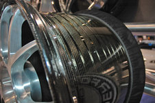 5-hre-carbon-fiber-wheels.jpg