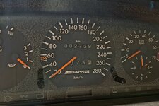 8ef33cab-0a83-4c96-a2ae-56e94e673b70.jpg