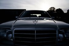 mercedes-e500-limited-2000-201001-35-a7308107.b7b4b5981c9b499bf77978e3e0461a07517.jpg
