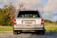 1991-mercedes-benz-300te-24-3-4-amg-ecc-241-_5000px-117.jpeg