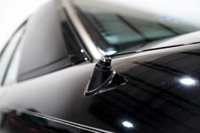 1993_mercedes-benz_400e_DSC09602-61270-scaled.jpeg