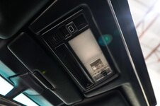1993_mercedes-benz_400e_DSC09685-69773-scaled.jpeg
