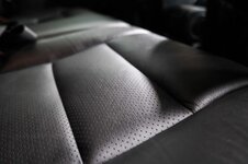 1993_mercedes-benz_400e_DSC09766-74628-scaled.jpeg