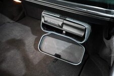 1993_mercedes-benz_400e_DSC09870-50489.jpeg