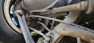 Undercarriage 1.jpg