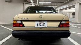 86_mercedes-benz_300e_20231205_015429855_ios-30505.jpg