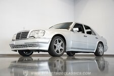 1995-mercedes-benz-e500 (4).jpg