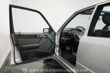 1995-mercedes-benz-e500 (35).jpg
