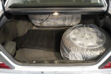 1995-mercedes-benz-e500 (62).jpg