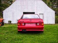 Mercedes_w201_190e_m117_6,0_amg_5.jpg