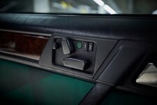 Vxxx-Mercedes-Benz-E500-12.jpeg