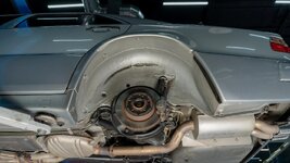 1994_mercedes-benz_e500_Undersides-31-91127.jpeg
