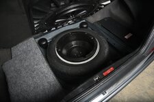 Used-1994-Mercedes-Benz-E-Class-E-500-1777235820 (32).jpeg