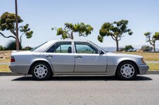 1994_mercedes-benz_e500_1994_mercedes-benz_e500_0b9d9a60-addc-4031-ad54-51111acd5622-XVI1FK-0...jpeg