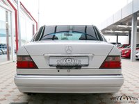 mercedes-benz_e60_b477fe-1600x1200_crop.jpg