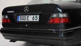 Brabus-^5-W124-Mercedes-500E-21[2].jpg