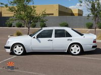 61347168d1bd8_hd_1993-mercedes-benz-500-series-4dr-sedan-500e.jpg