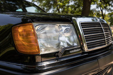1993_mercedes-benz_500e_1532121764961f4f8f0f5523.jpg