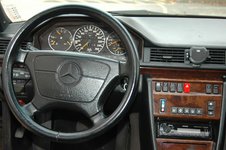 mercedes-benz-e-class-S3777073-5.jpg
