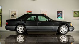 MERCEDES-E500_001-1280x720.jpg
