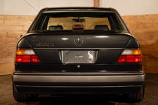 1992_mercedes-benz_500e_1562384424208495d56L1000140.jpg