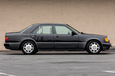 1992_mercedes-benz_500e_1579626373e7dff9f98764da1992_mercedes-benz_500e_1579626373565ef66e7dff...jpg