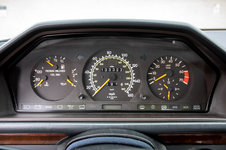 1992_mercedes-benz_500e_15796268795d565ef66e7dff1992_mercedes-benz_500e_1579626878fcd20814edee...jpg