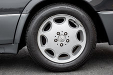1992_mercedes-benz_500e_1579626455495d565ef66e1992_mercedes-benz_500e_1579626454208495d5653b3e...jpg