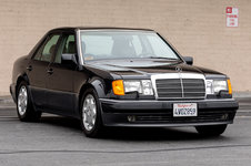 1992_mercedes-benz_500e_15796263808495d565ef61992_mercedes-benz_500e_157962638098764daf23049bf...jpg