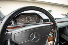 1992_mercedes-benz_500e_15796268728495d565ef61992_mercedes-benz_500e_15796268729f98764dab39dd8...jpg