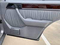 1994_mercedes-benz_e500_158199089995d565ef66e7dIMG_1212.jpg