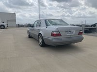 1994_mercedes-benz_e500_15845621465c27697558IMG_1365.jpg